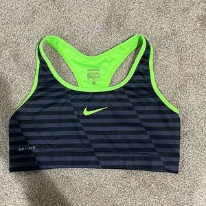 Nike dri-fit striped sports bra size medium
